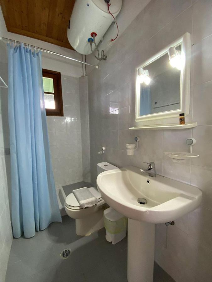 Pansion Vasso Hotel Ayios Nikitas Bagian luar foto