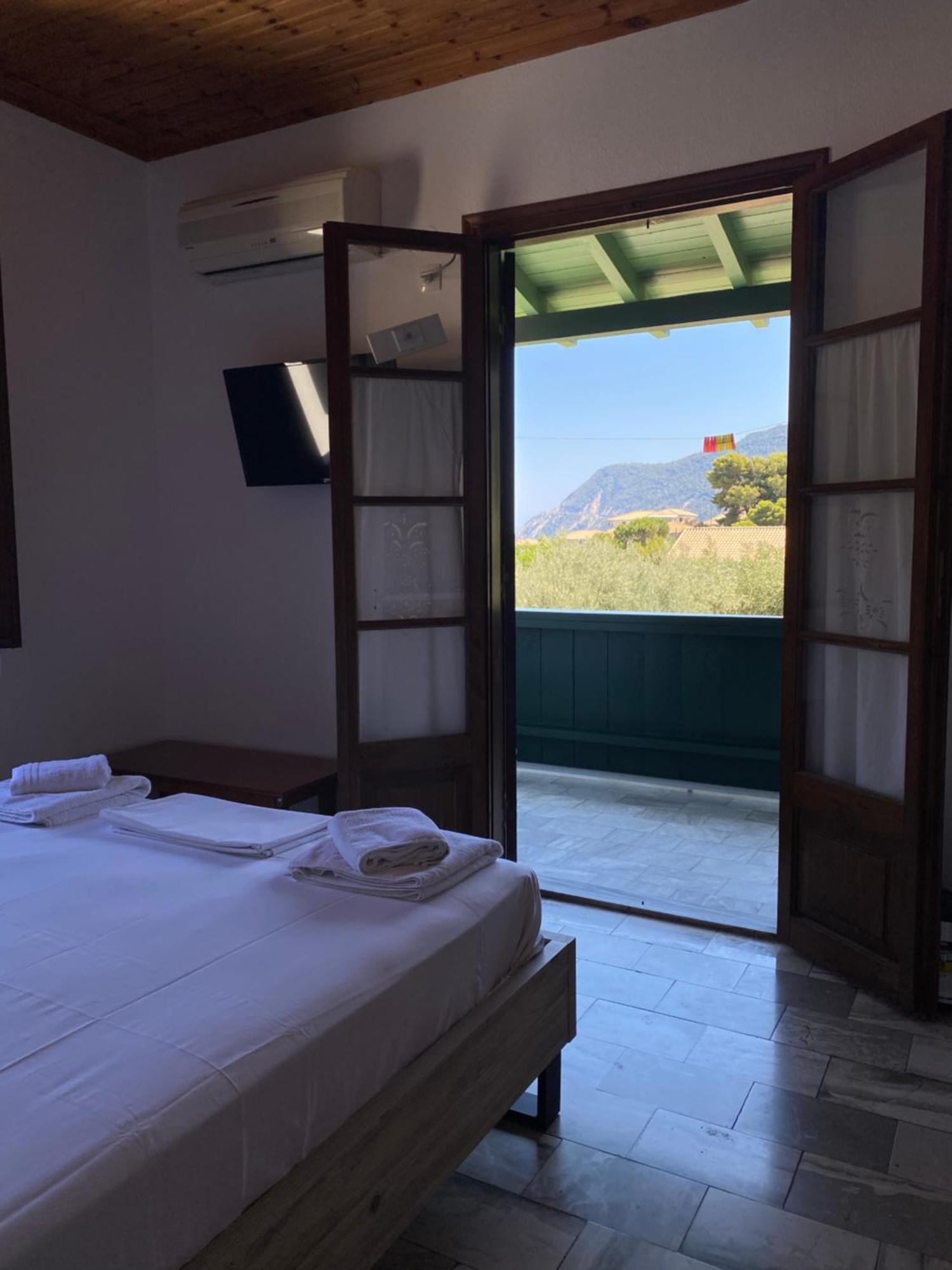 Pansion Vasso Hotel Ayios Nikitas Bagian luar foto
