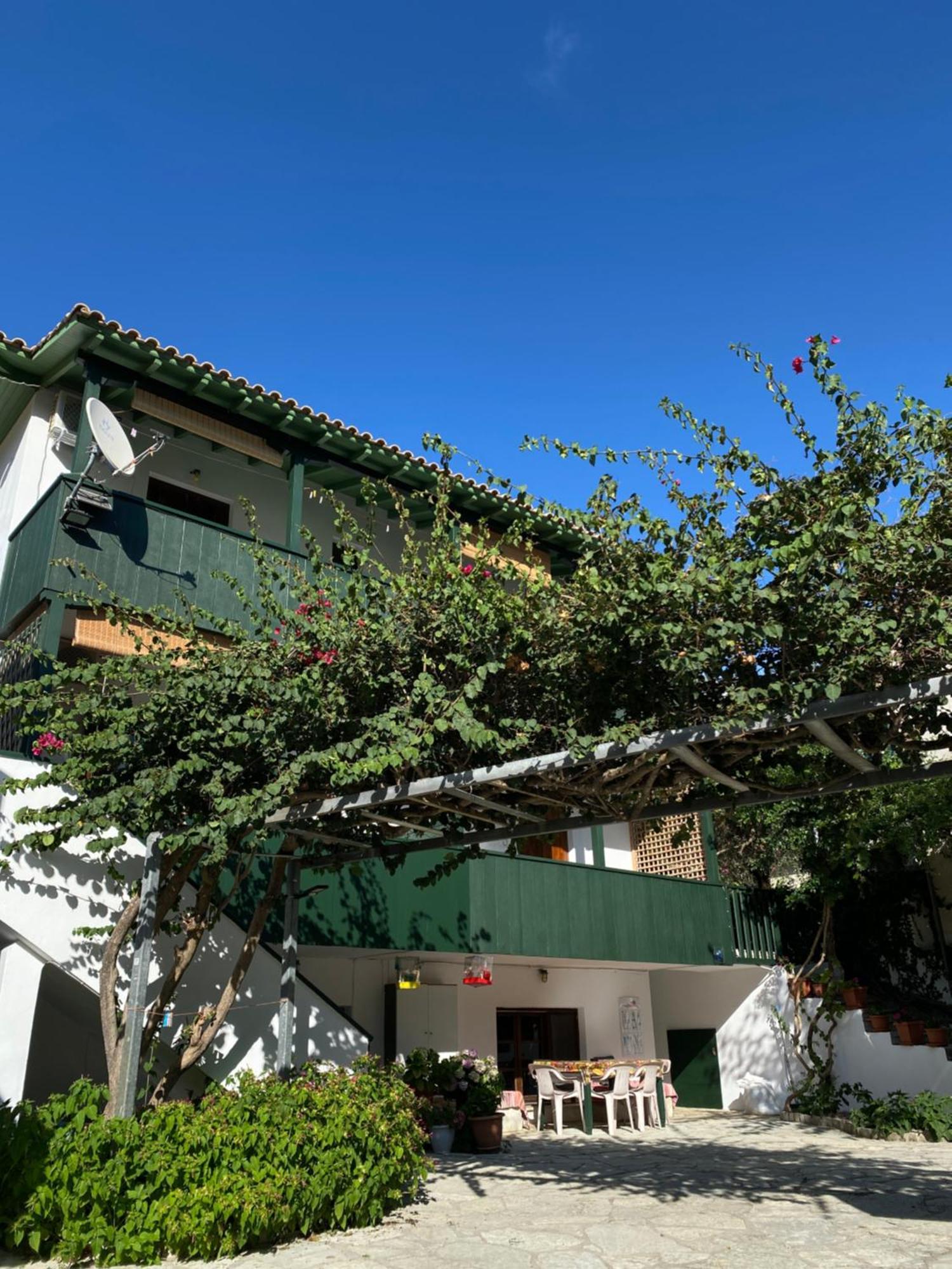 Pansion Vasso Hotel Ayios Nikitas Bagian luar foto